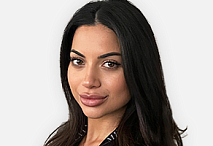 Хирург, пластический хирург Иванова Карина Дмитриевна фото