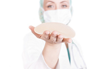 Удаление грудных имплантов