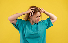 Болит кожа головы